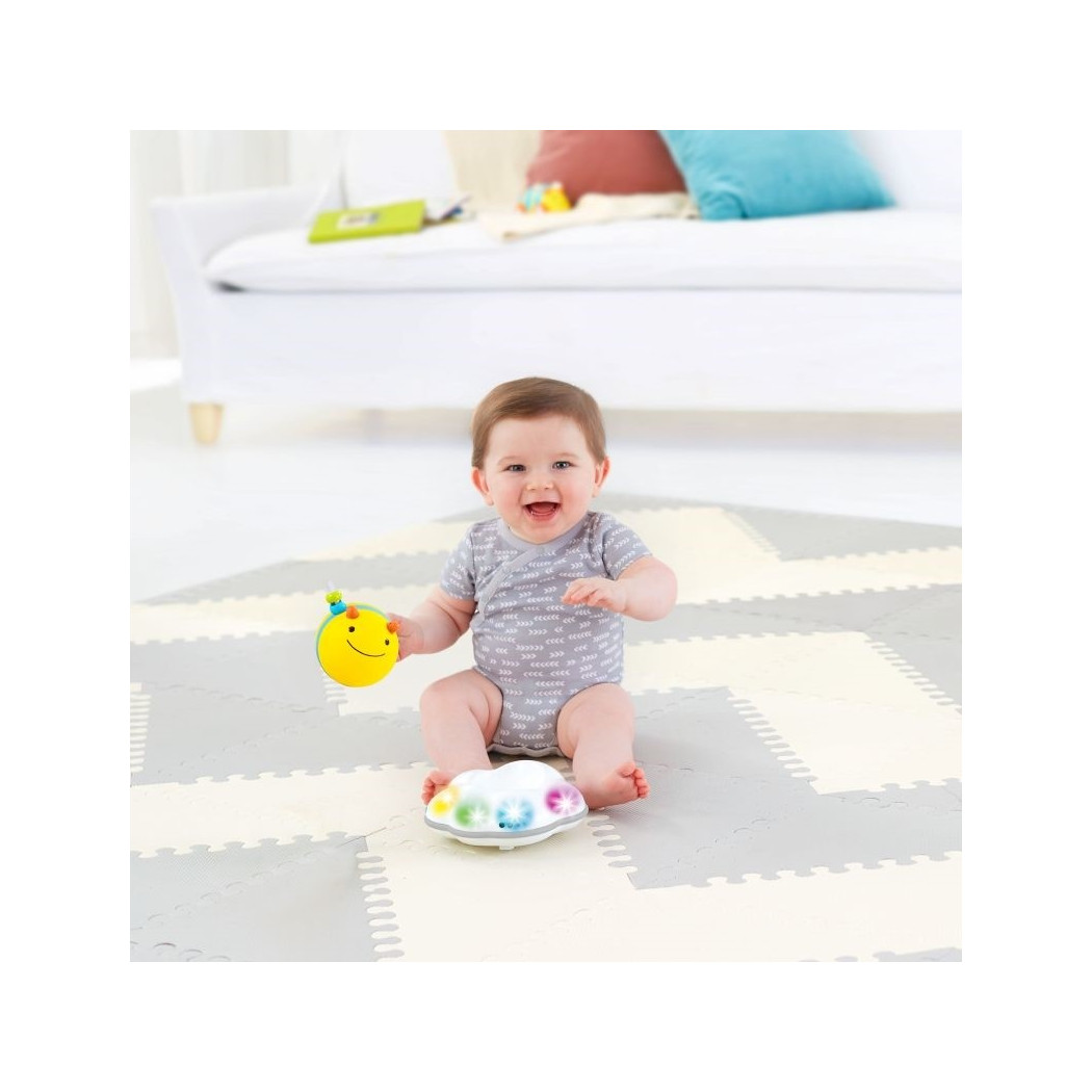 Pszczółka - Interaktywna Zabawka do Raczkowania Explore & More - Skip Hop