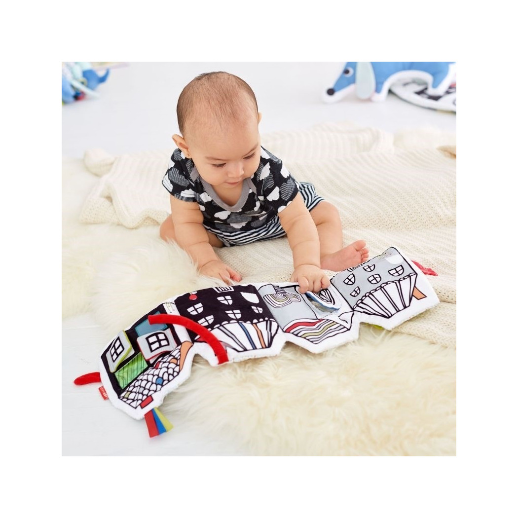 Książeczka Edukacyjna Wesołe Podwórko - Skip Hop