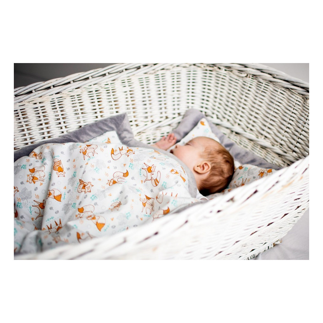 Ocieplany kocyk dla Maluszka (wzór: liski)