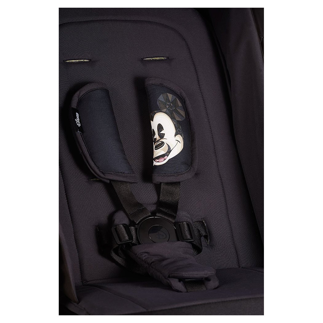 Mickey Diamond Buggy GO - Kompaktowy Wózek Spacerowy Ze Zintegrowaną Torbą Transportową - DISNEY By Easywalker Buggy GO - Spacer