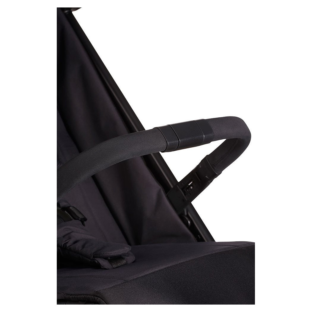 Mickey Diamond Buggy GO - Kompaktowy Wózek Spacerowy Ze Zintegrowaną Torbą Transportową - DISNEY By Easywalker Buggy GO - Spacer