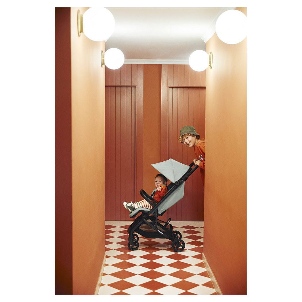 Desert Pink Miley - Kompaktowy Wózek Spacerowy Ze Zintegrowaną Torbą Transportową - Easywalker Miley - Spacerówka - Easywalker