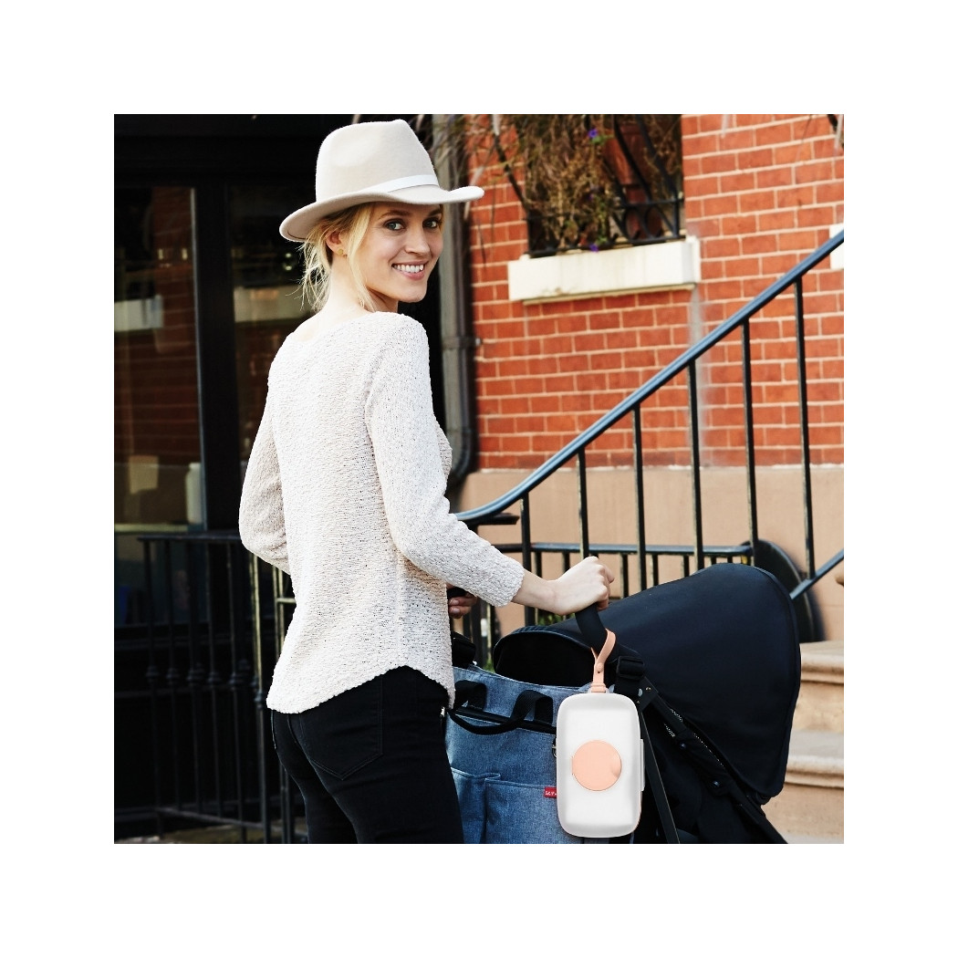 Pojemnik na Mokre Chusteczki Swipes Blush - Skip Hop