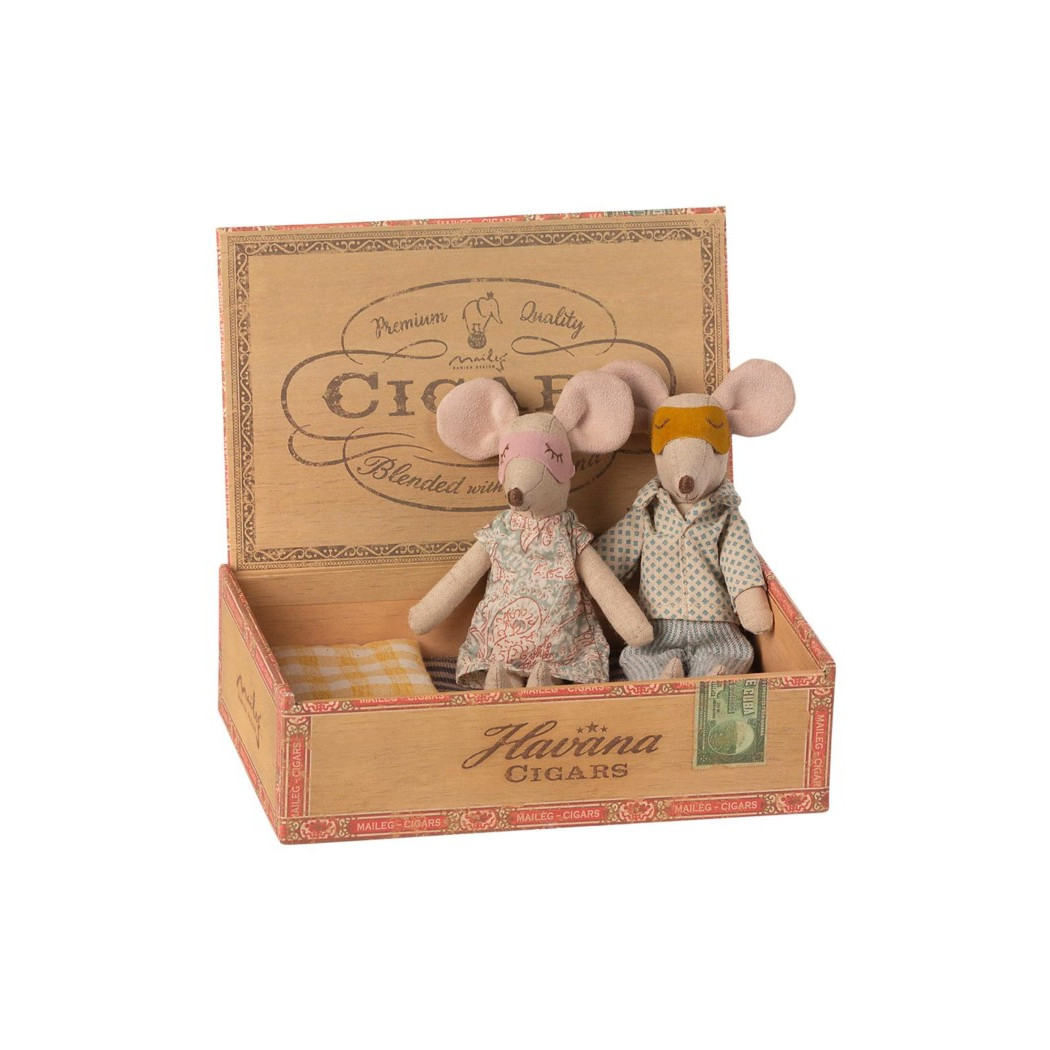 OUTLET Mama i Tata w Pudełeczku - Mum & Dad Mice In Cigarbox - Maileg