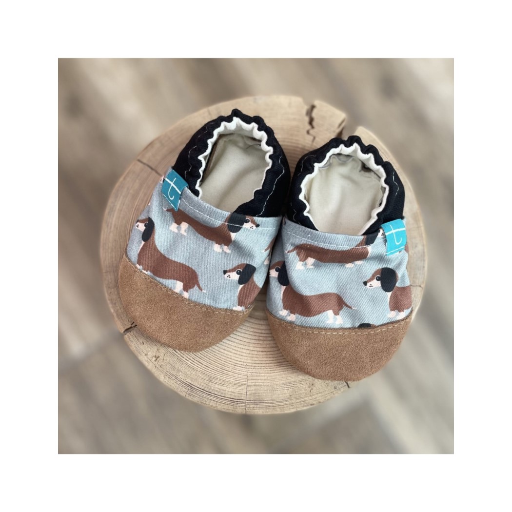 Hot-Doggy ze skórką - rozmiar 18-24  miesięcy 22/23 14 cm - Papcie Titot - SKÓRZANA PODESZWA