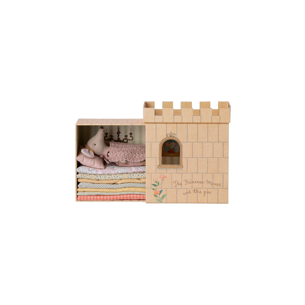 Myszka Księżniczka Na Ziarnku Grochu - Princess And The Pea - Big Sister Mouse  - Maileg