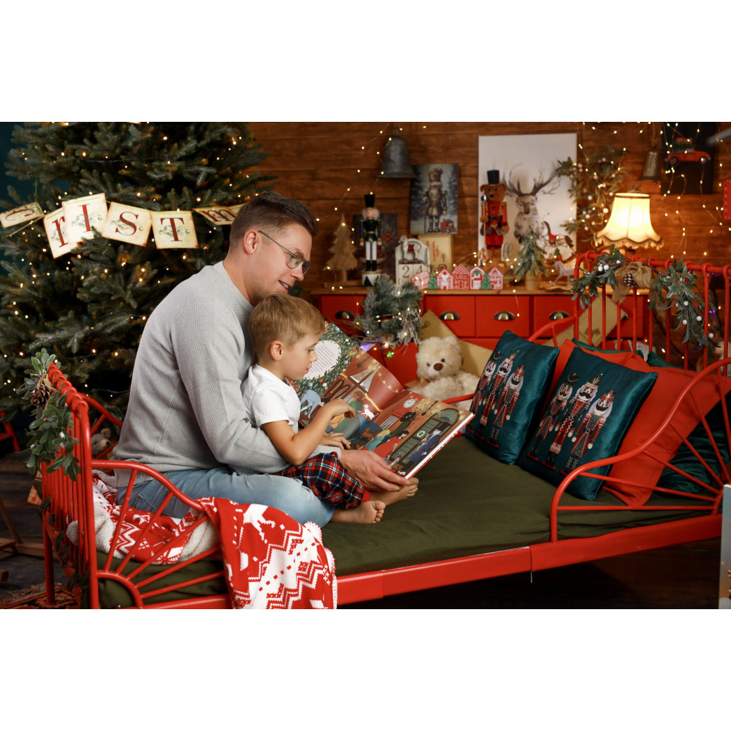 Dziadek do Orzechów - Muzyczne Opowieści - Książka z Pozytywką - Wydawnictwo Api Papi