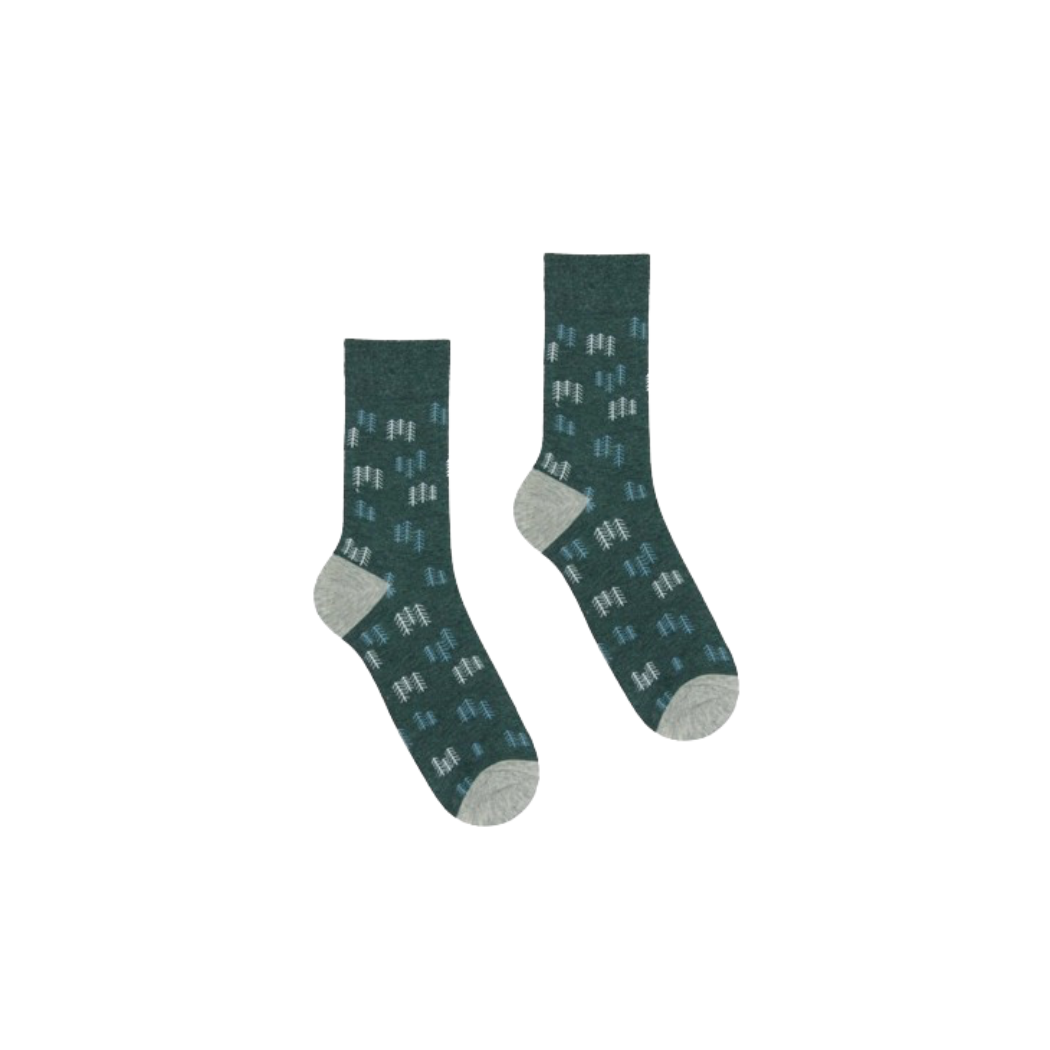 Skarpety z Nordyckim Motywem - Zielone w Choinki 43-45 - MORAJ