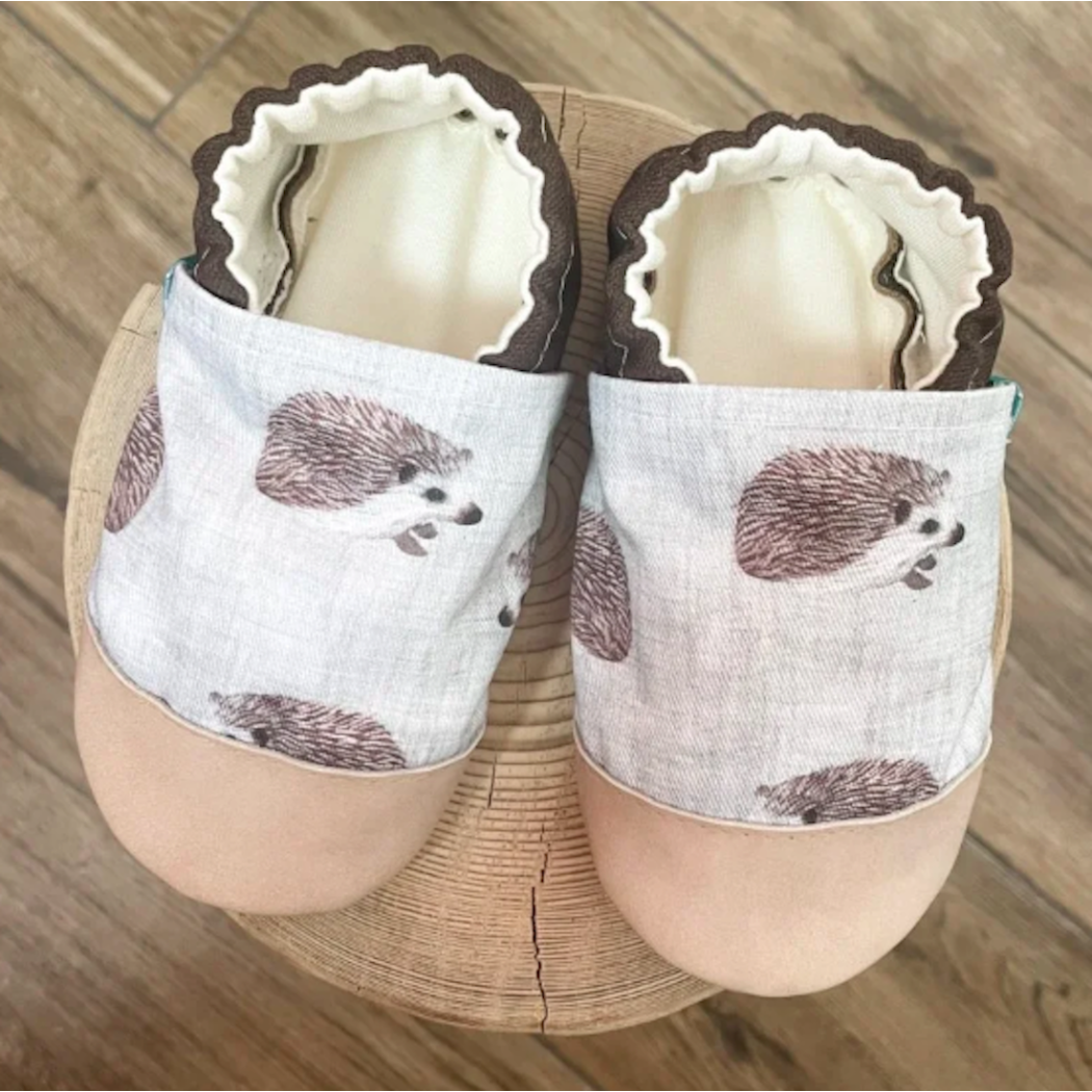 Coconut Hedgehoge - rozmiar 3-4 lata 26 16,2 cm - Papcie Titot - SKÓRZANA PODESZWA