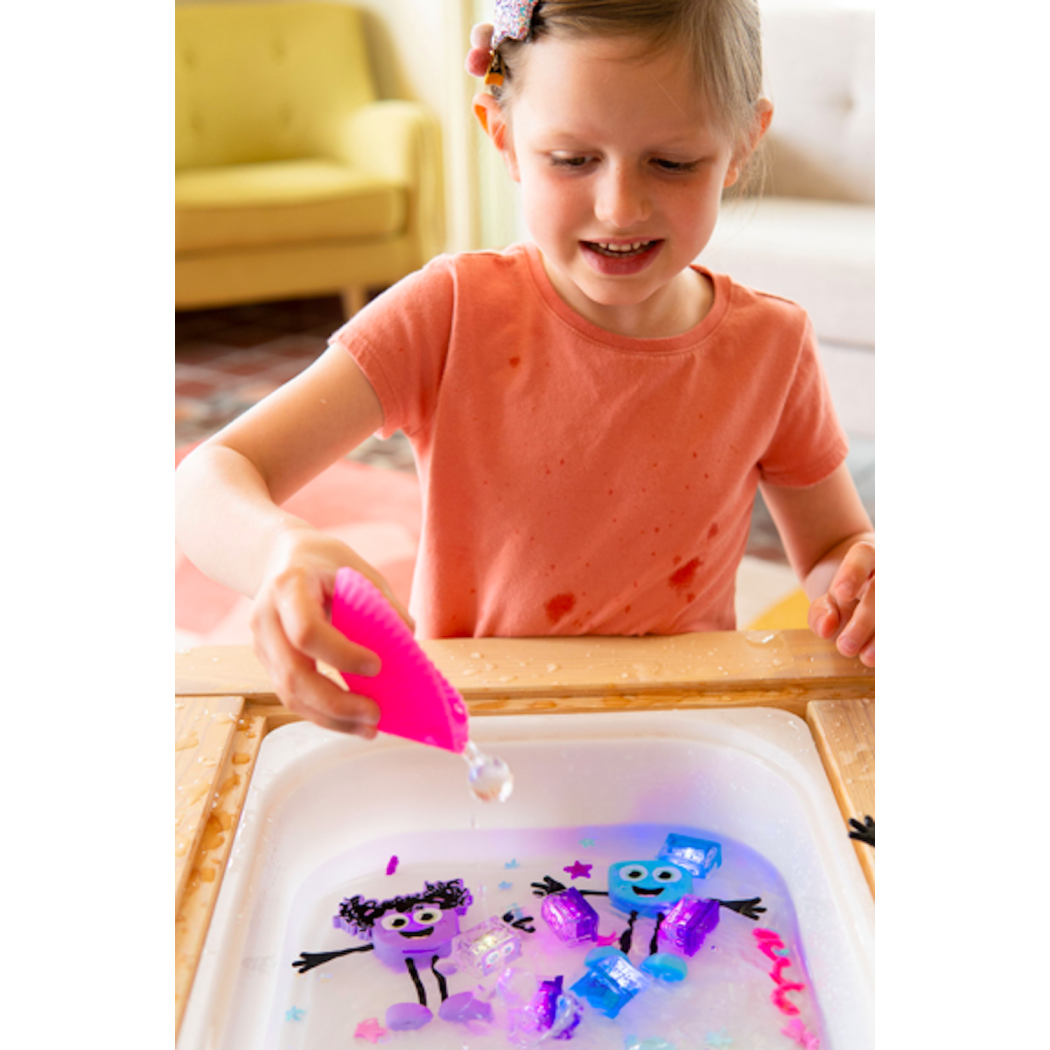 Lumi - Zestaw 4 kostek Sensorycznych Świecących w Wodzie - Kolor Fioletowy - Glo Pals