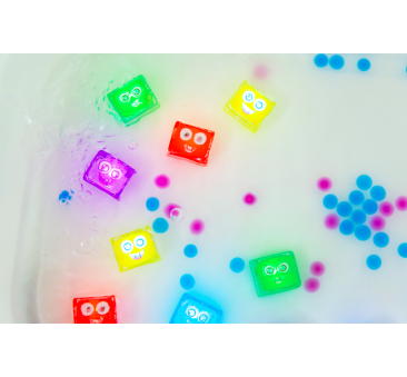 Blair - Zestaw 4 kostek Sensorycznych Świecących w Wodzie - Kolor Turkusowy - Glo Pals