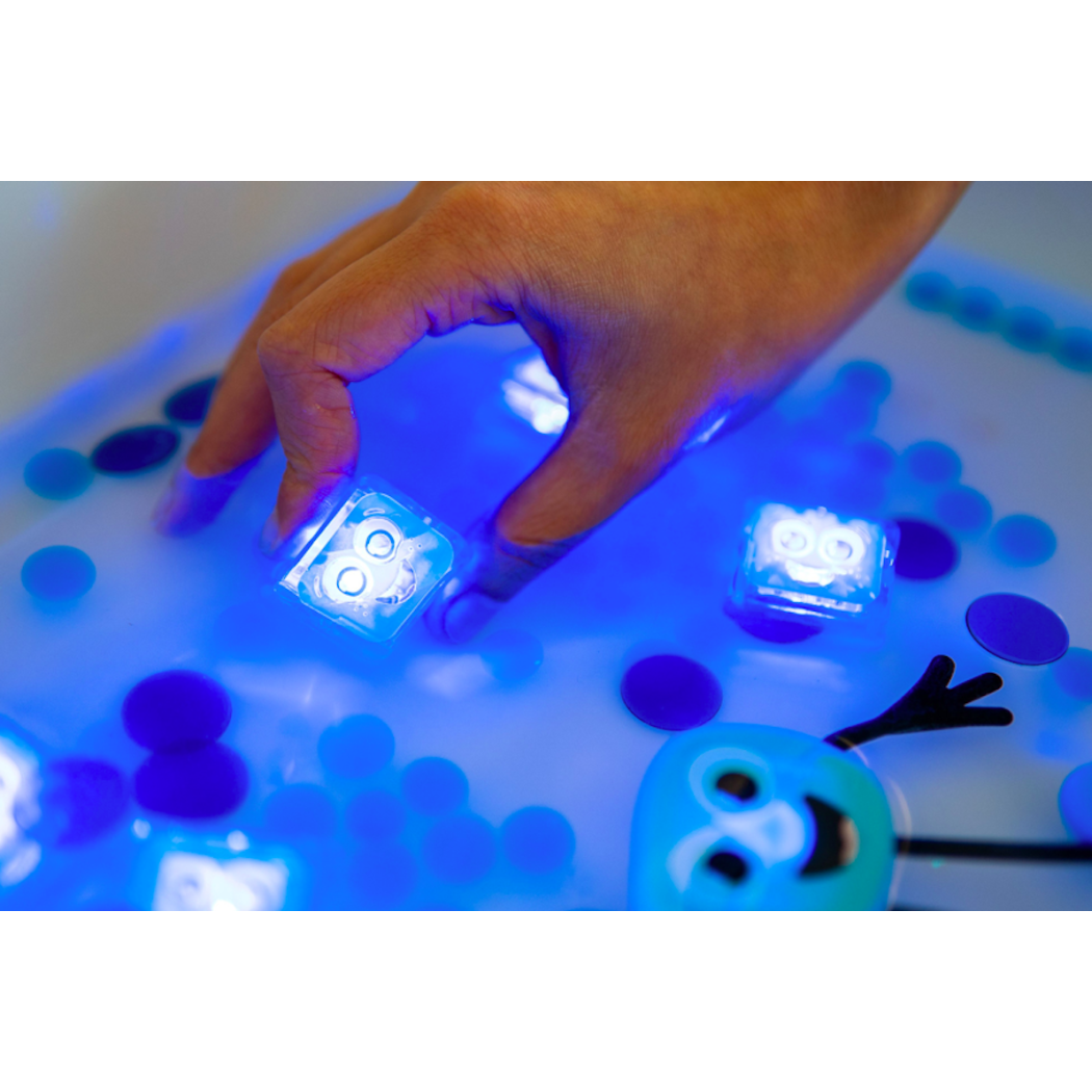 Blair - Zestaw 4 kostek Sensorycznych Świecących w Wodzie - Kolor Turkusowy - Glo Pals
