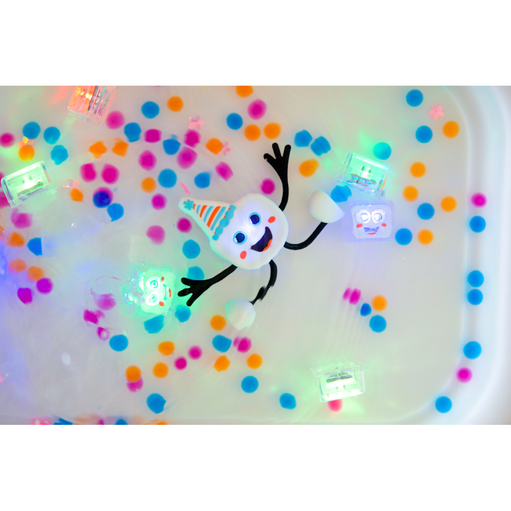 Party Pal - Zestaw 4 kostek Sensorycznych Świecących w Wodzie - Wielokolorowe - Glo Pals