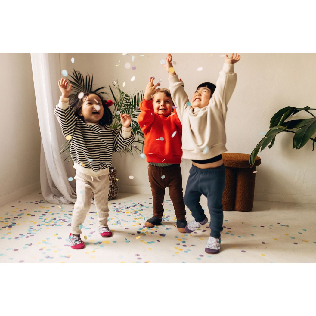 Space Adventures - rozmiar 2-3 lata 24/25 15 cm - Papcie Titot - SKÓRZANA PODESZWA