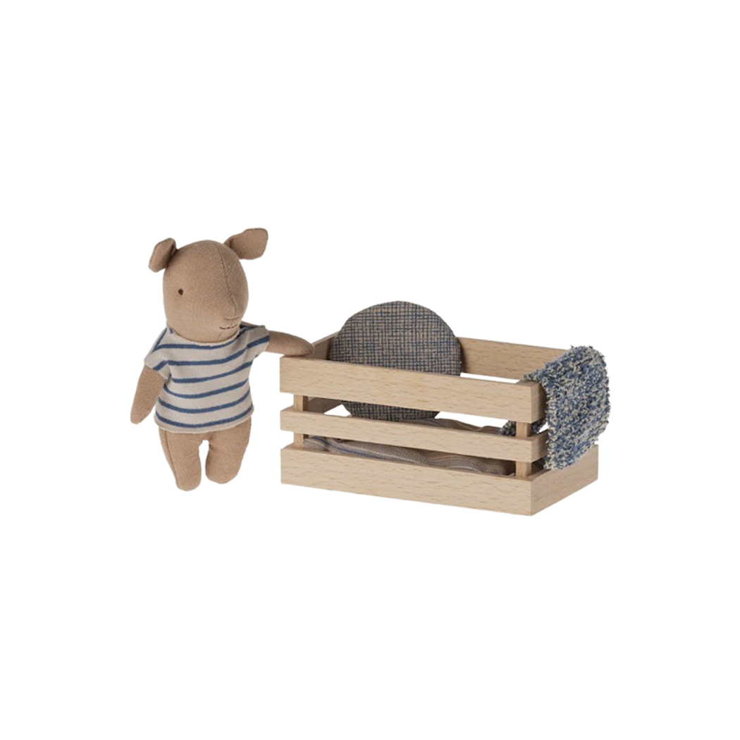 WYPRZEDAŻ Świnka Chłopiec w Drewnianej Skrzynce - Koszulka w Niebieskie Paski - Pig In Box - Baby Boy - Maileg