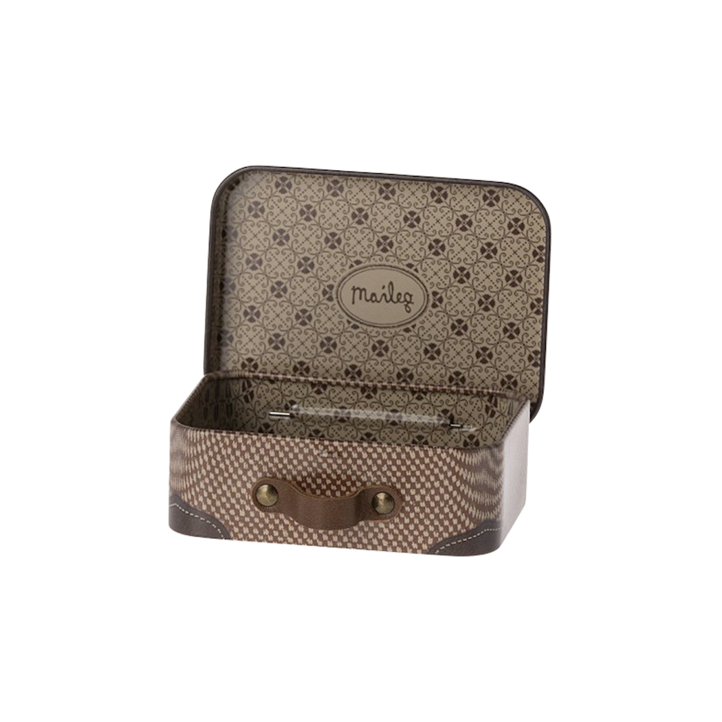 Brown - Walizka Pudełeczko - Suitcase Micro - Akcesoria Dla Lalek - Maileg