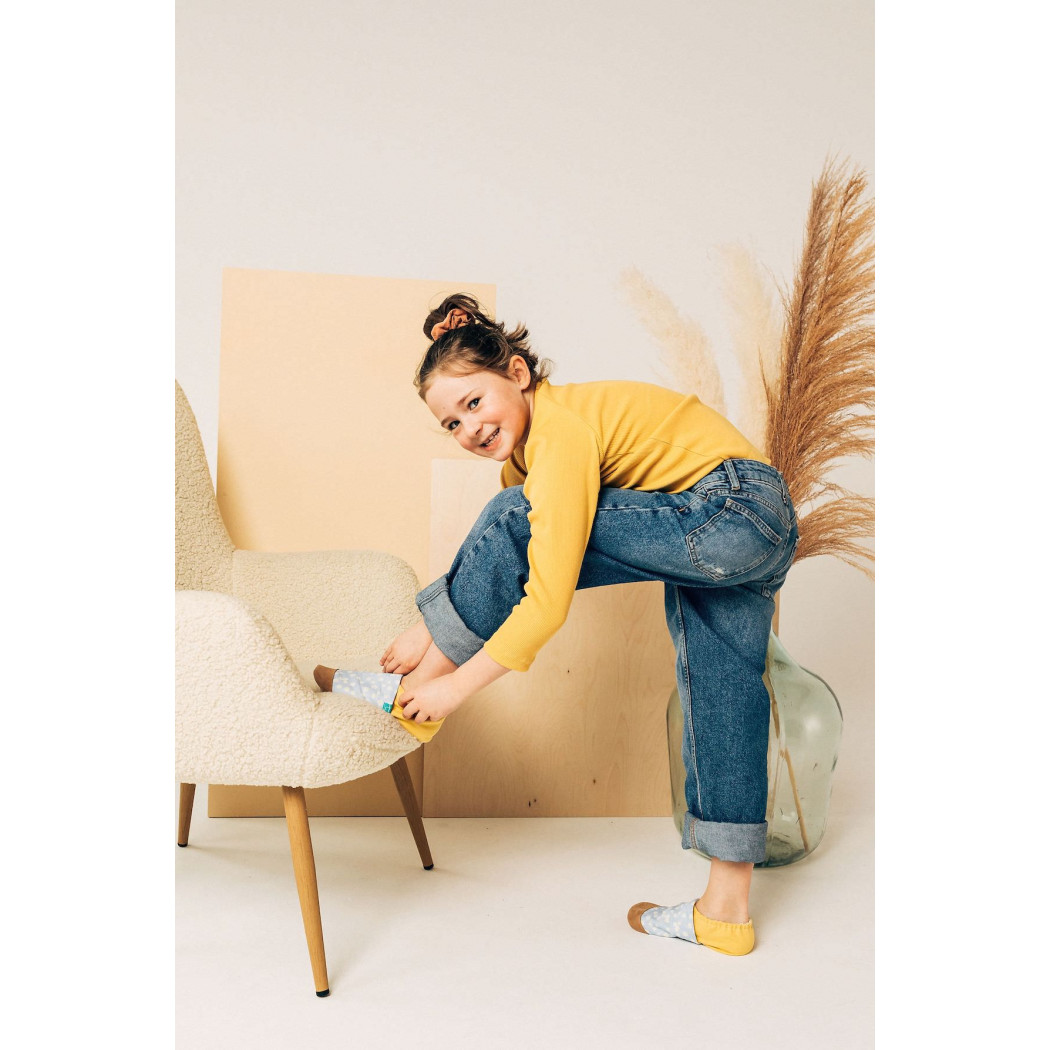 Beige Daisy - rozmiar 18-24 miesięcy 22/23 14 cm - Papcie Titot - SKÓRZANA PODESZWA