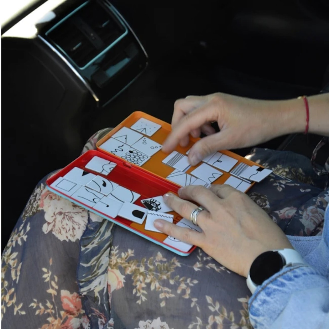 Dinozaury - Książeczka z Magiczną Latarką - Apli Kids