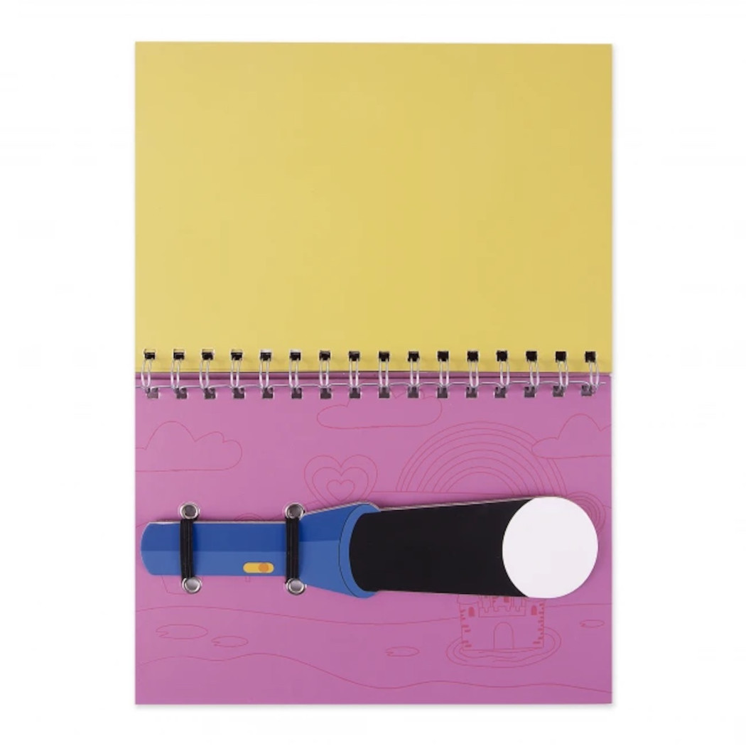 Magiczny Świat - Książeczka z Magiczną Latarką - Apli Kids