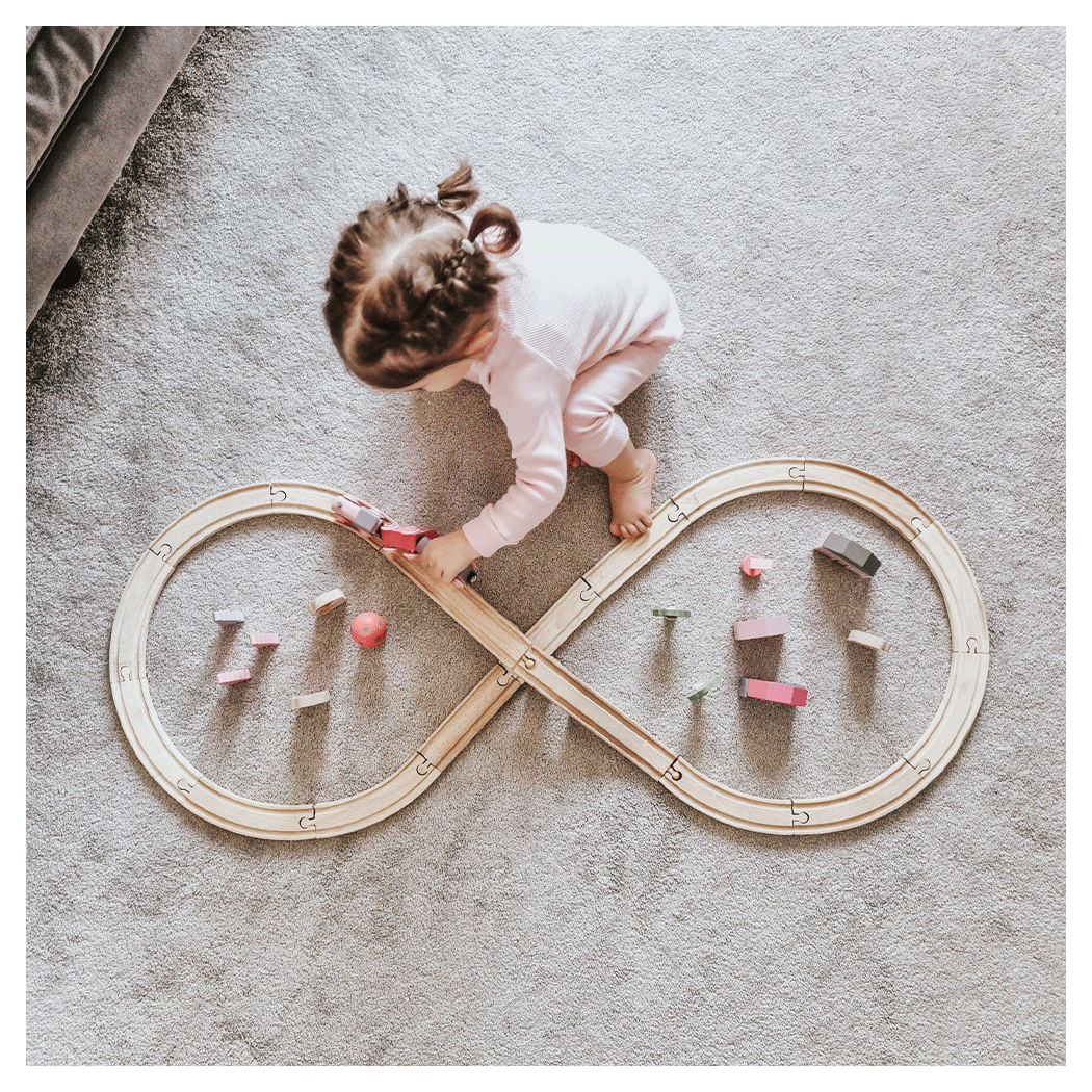 Bajeczna Kraina - Drewniana Kolejka w Odcieniach Różu - 35 Elementów - BigJigs