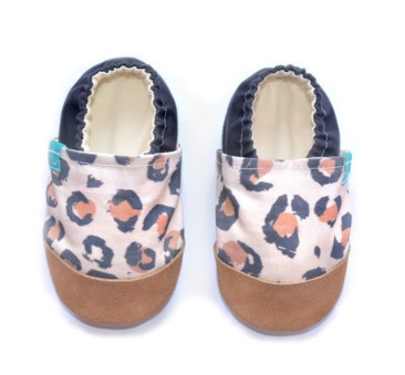 Go Wild - rozmiar 4-5 lat 27 17,5 cm - Papcie...
