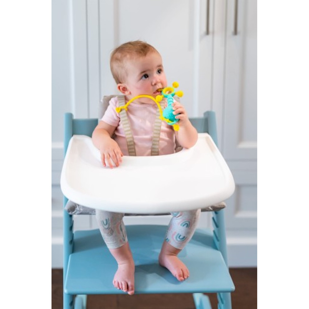 Gumlii - Gryzak Sensoryczny z Wypustkami i Grzechotką - Mobi