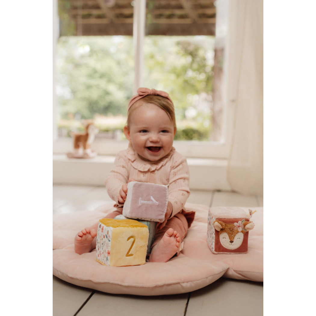 Cztery Miękkie Kostki - Motyw Ogrodu - Pluszowe Kostki Sensoryczne i Aktywizujące - Fairy Garden - Little Dutch