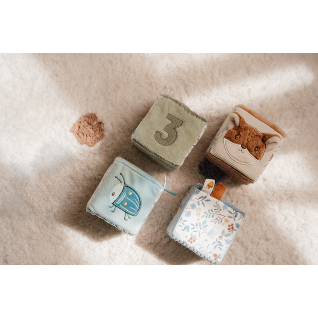 Cztery Miękkie Kostki - Motyw Leśny - Pluszowe Kostki Sensoryczne i Aktywizujące - Forest Firends - Little Dutch