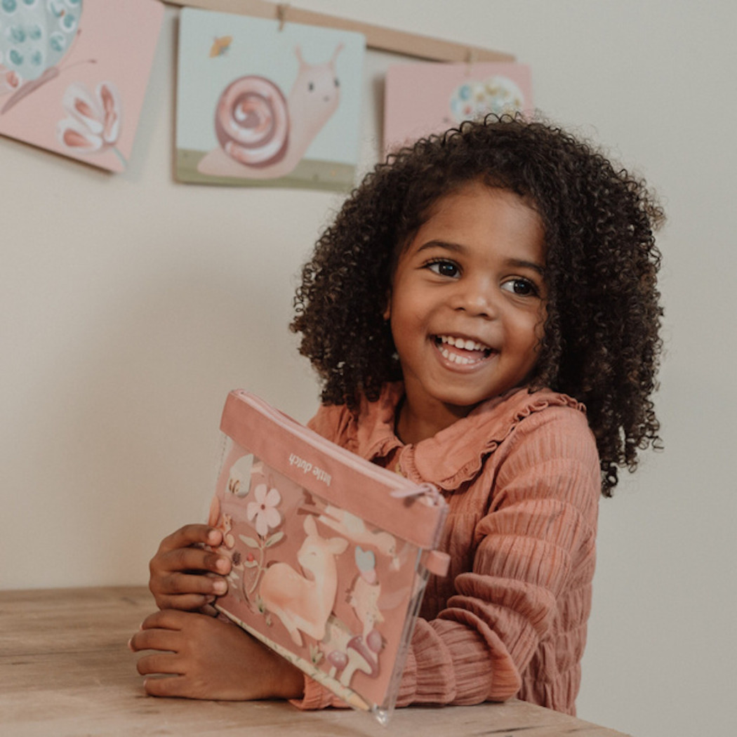 Różowy Piórnik z Zestawem Artykułów Papierniczych - Notes, Ołówek - Fairy Garden - Little Dutch