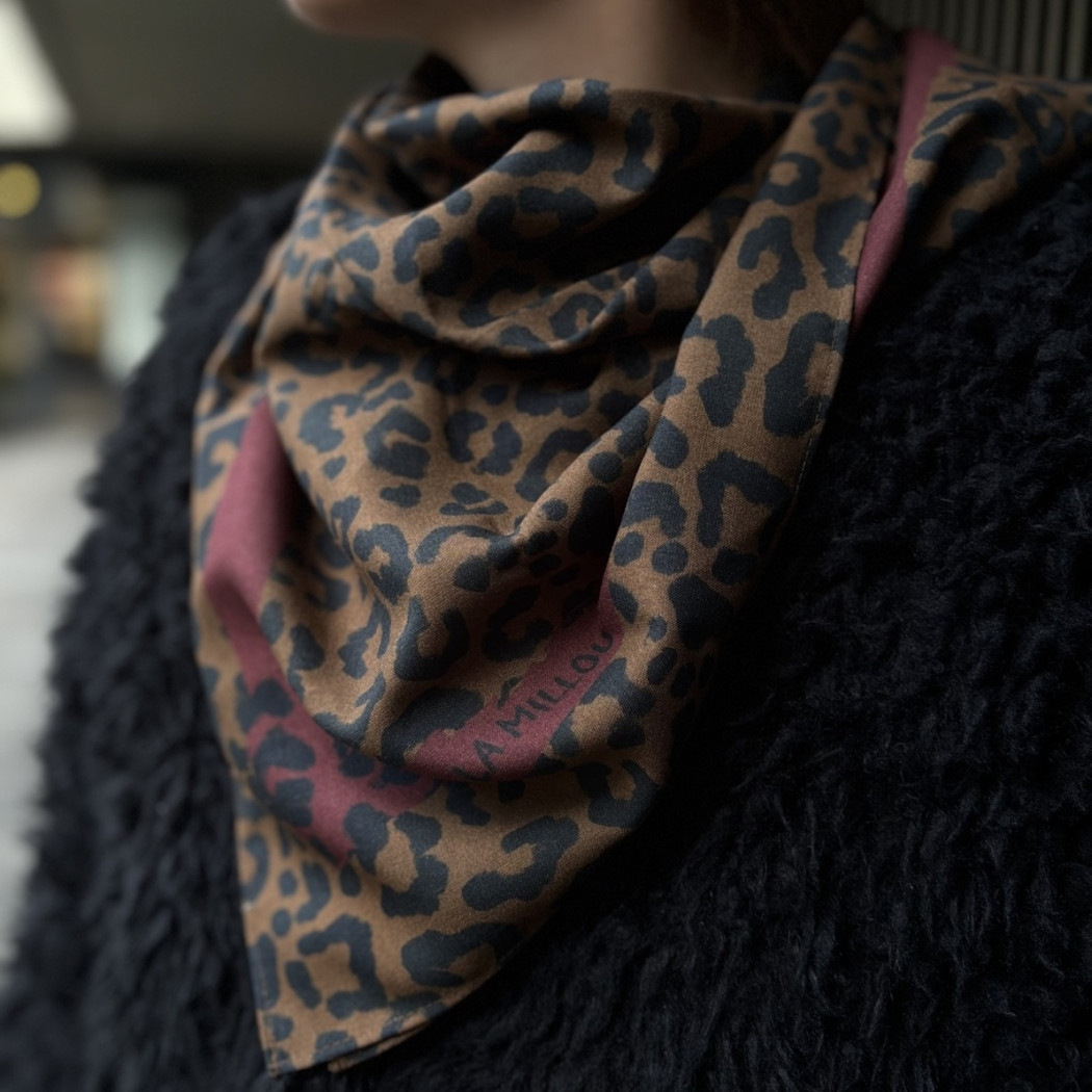 Apaszka - Leopard Choco by Magdalena Lamparska - La Millou