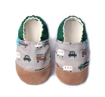 Brown Car - rozmiar 2-3 lata 24/25 15 cm -...