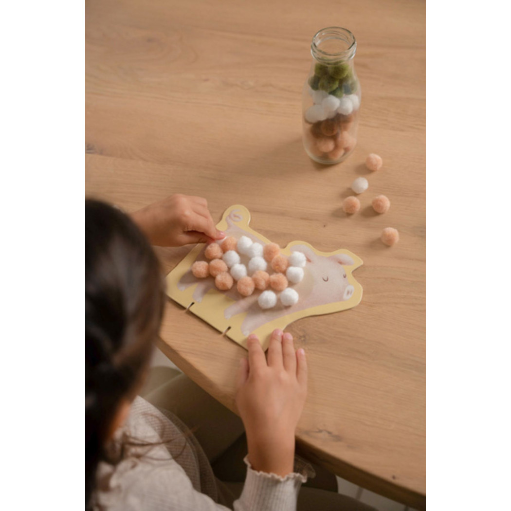 Karty z Pomponami Little Farm - Cztery Plansze w Kształcie Zwierząt - Little Dutch