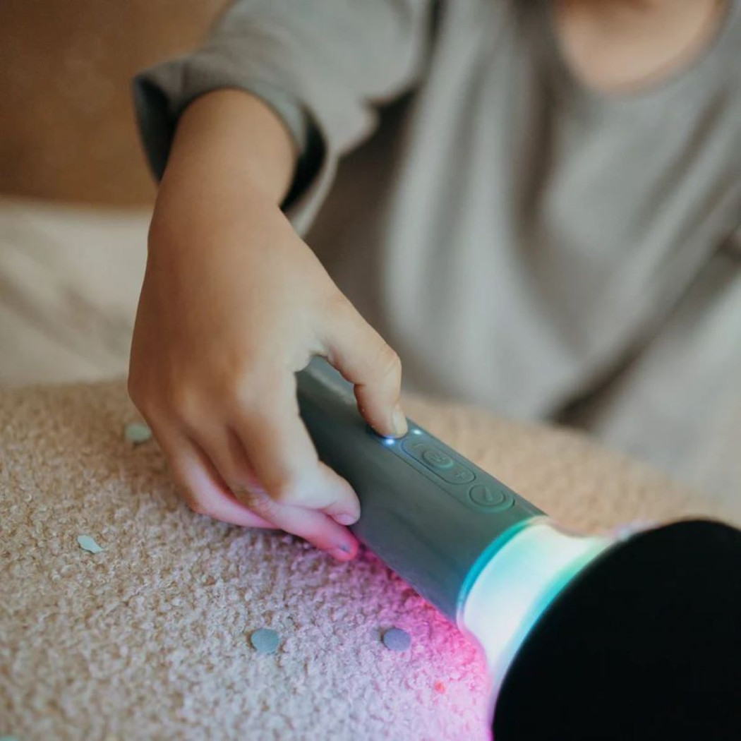 Świecący Mikrofon Karaoke - Niebieski - KIDYWOLF