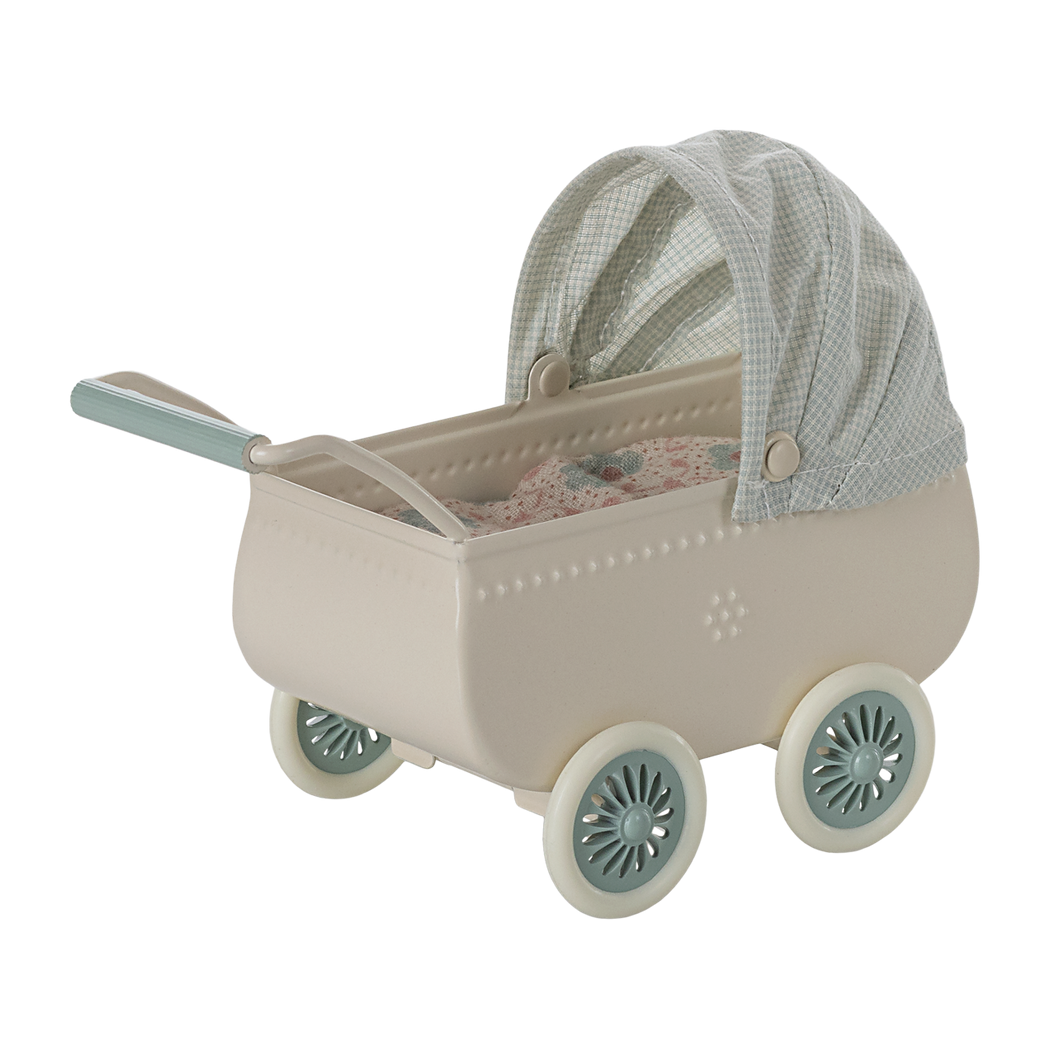 Miętowy Głęboki Wózek z Myszką Dzidziusiem - Akcesoria dla Myszek - Maileg