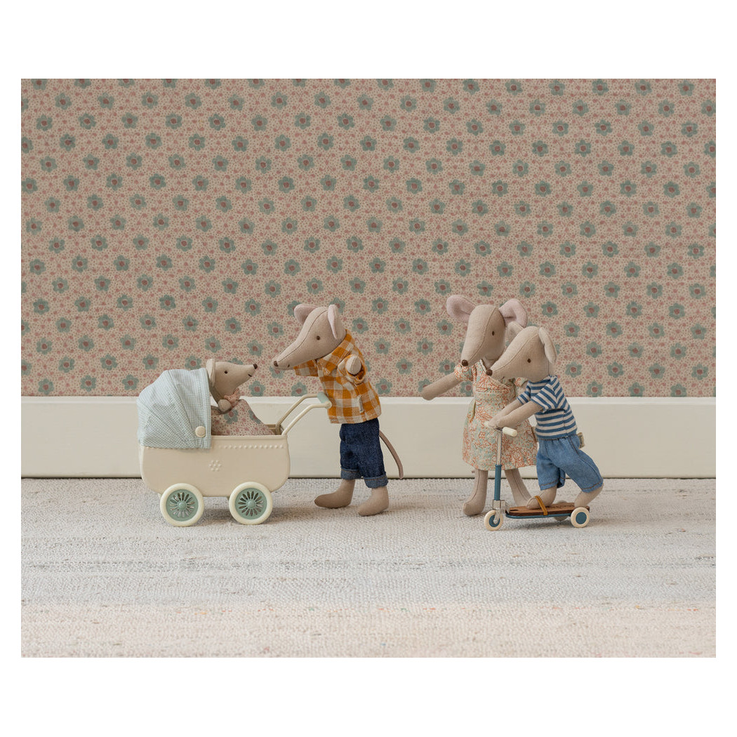 Miętowy Głęboki Wózek z Myszką Dzidziusiem - Akcesoria dla Myszek - Maileg