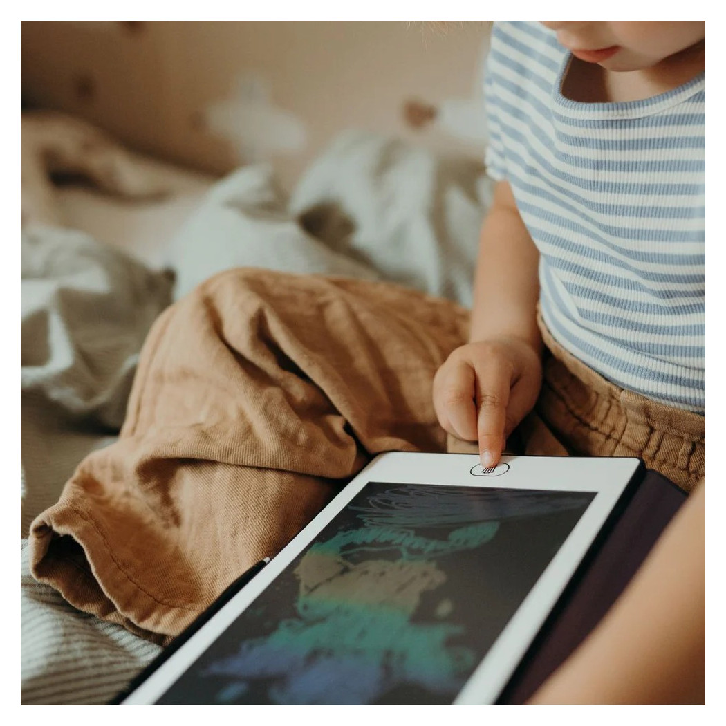 Kraina Baśni - Tablet do Nauki Rysowania dla Dzieci - Mini Tablet Rysunkowy - Once Upon a Time - KIDYWOLF