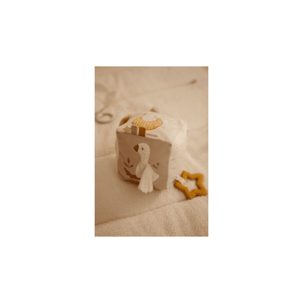 Pluszowa Miękka Kostka Aktywizująca Gąska - Newborn Naturals - Little Dutch