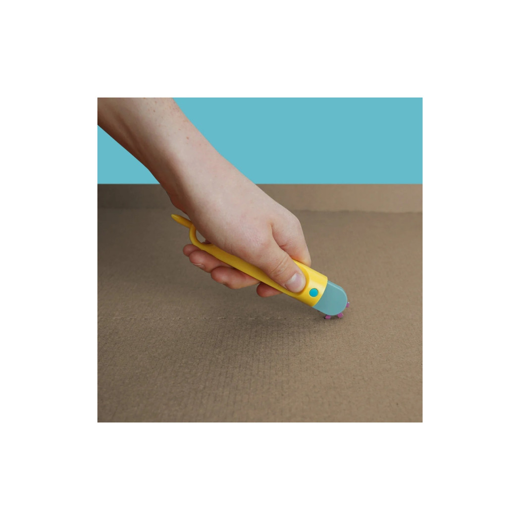 Bezpieczny Roler Perforujący Tekturę i Karton - Fold-Roller - Makedo