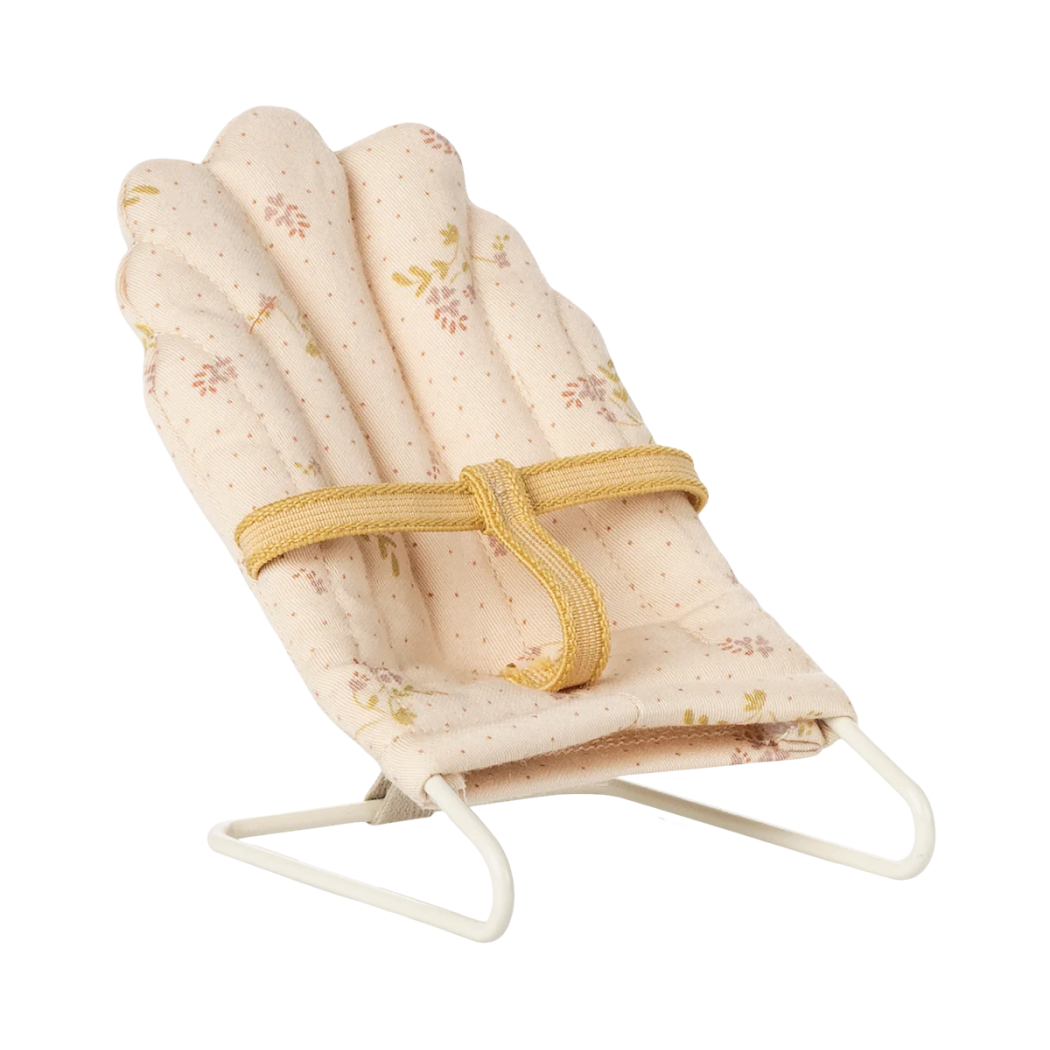 Leżaczek Kremowy w Gałązki - Babysitter Micro - Akcesoria dla Myszek i Króliczków - Maileg