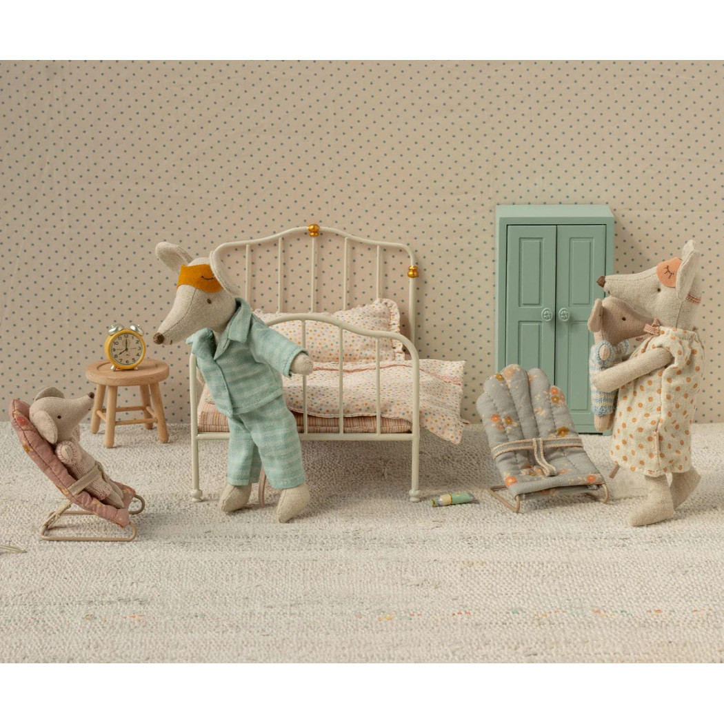 Leżaczek Vintage Pudrowy Róż - Babysitter My - Akcesoria dla Myszek i Króliczków - Maileg