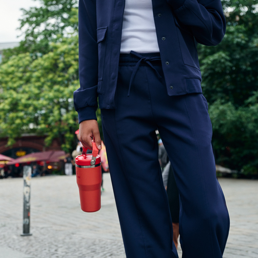 Cherry Blossom 0.59L - Kubek Termiczny z Ustnikiem - IceFlow Flip Straw Tumbler - Stanley