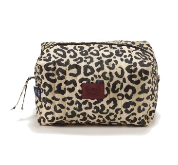 WYPRZEDAŻ Kosmetyczka Ortalionowa Pikowana Pojemna - Leopard Cream by Magdalena Lamparska - La Millou