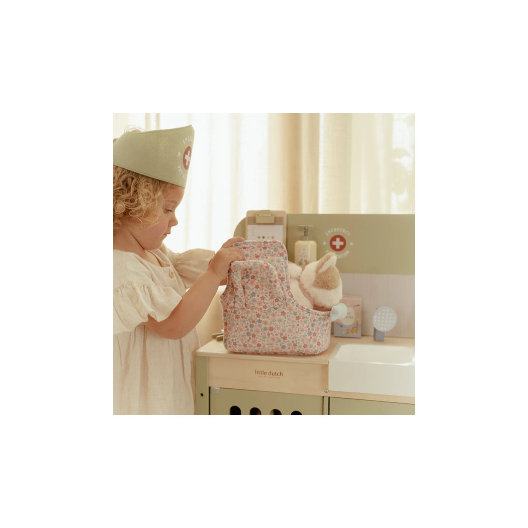 Kot Marley w Torebce z Kwiatowym Nadrukiem - Maskotka Przytulanka z Akcesoriami do Zabawy - Little Dutch