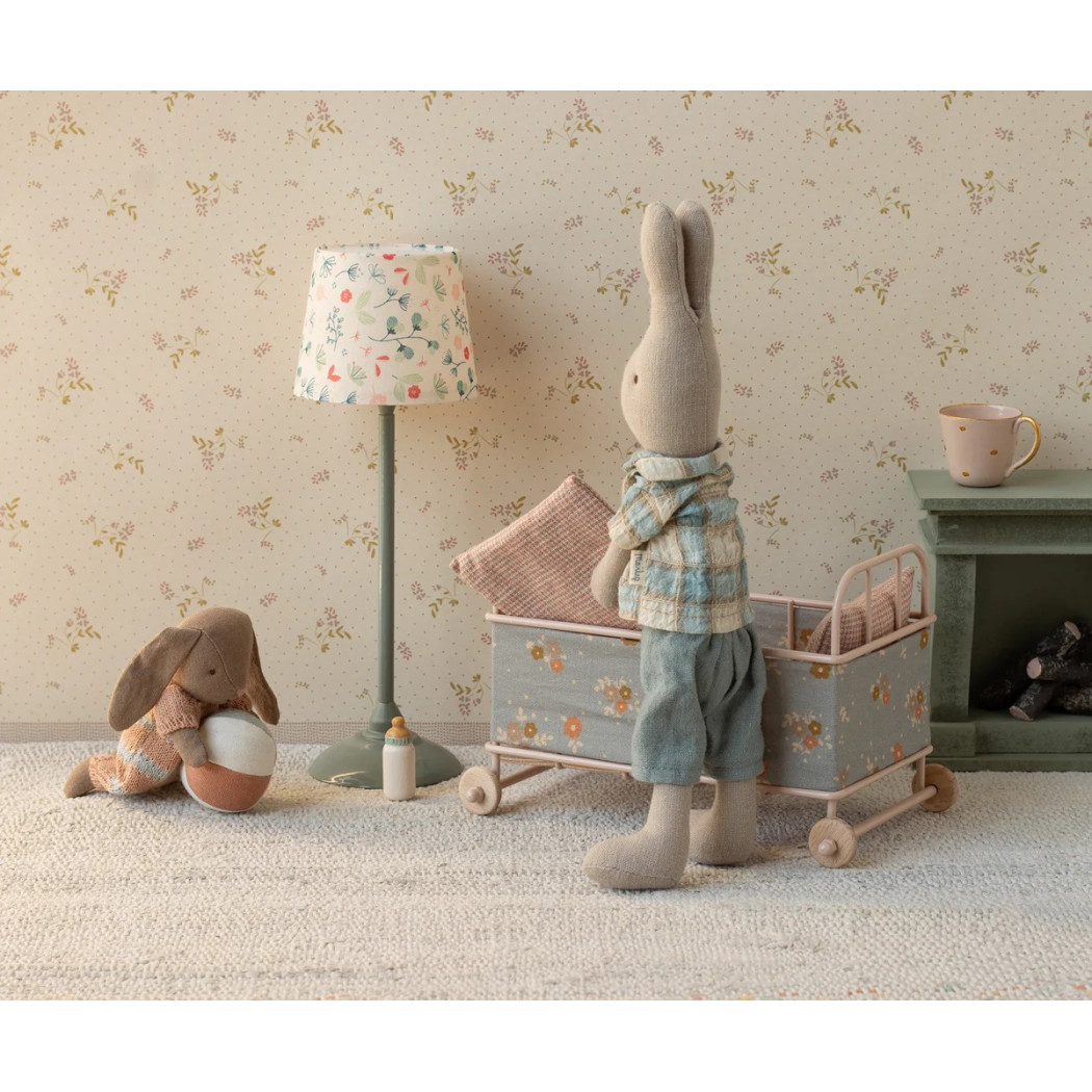 Łóżeczko Dziecięce dla Myszek z Pościelą - Kojec na Kółkach - Pudrowy Róż - Maileg