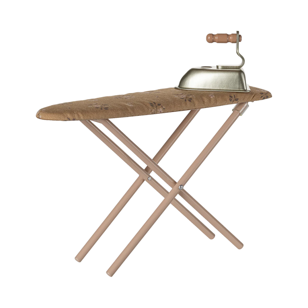 Żelazko i Deska - Pudrowy Róż - Zestaw do Prasowania dla Myszek - Maileg