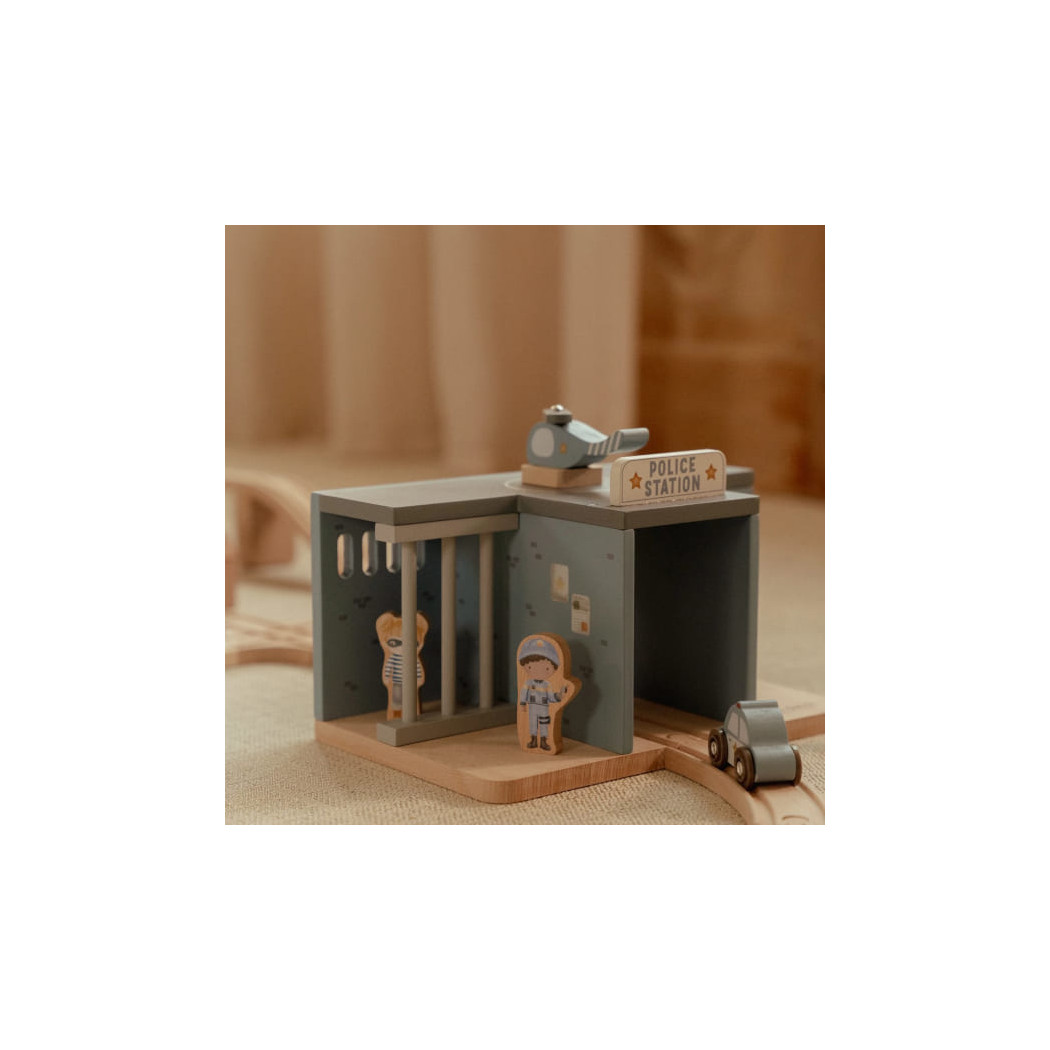 Posterunek Policji - Drewniany Zestaw z Helikopterem, Autem, Figurką Policjanta i Złodzieja - Little Dutch