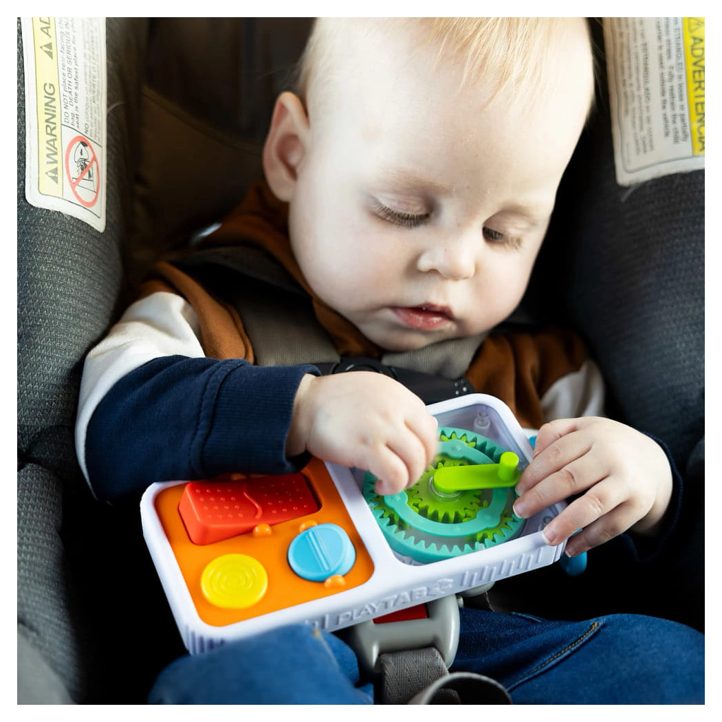 PlayTab Go - Zawieszka z Sensorycznymi Kwadratami - Fat Brain Toys