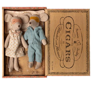 Mama i Tata Myszka w Pudełku po Cygarach - 17 cm - Mum & Dad Mice In Cigarbox - Maileg