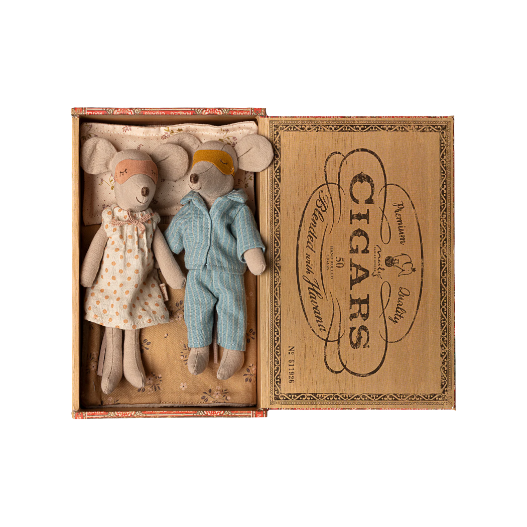 Mama i Tata Myszka w Pudełku po Cygarach - 17 cm - Mum & Dad Mice In Cigarbox - Maileg