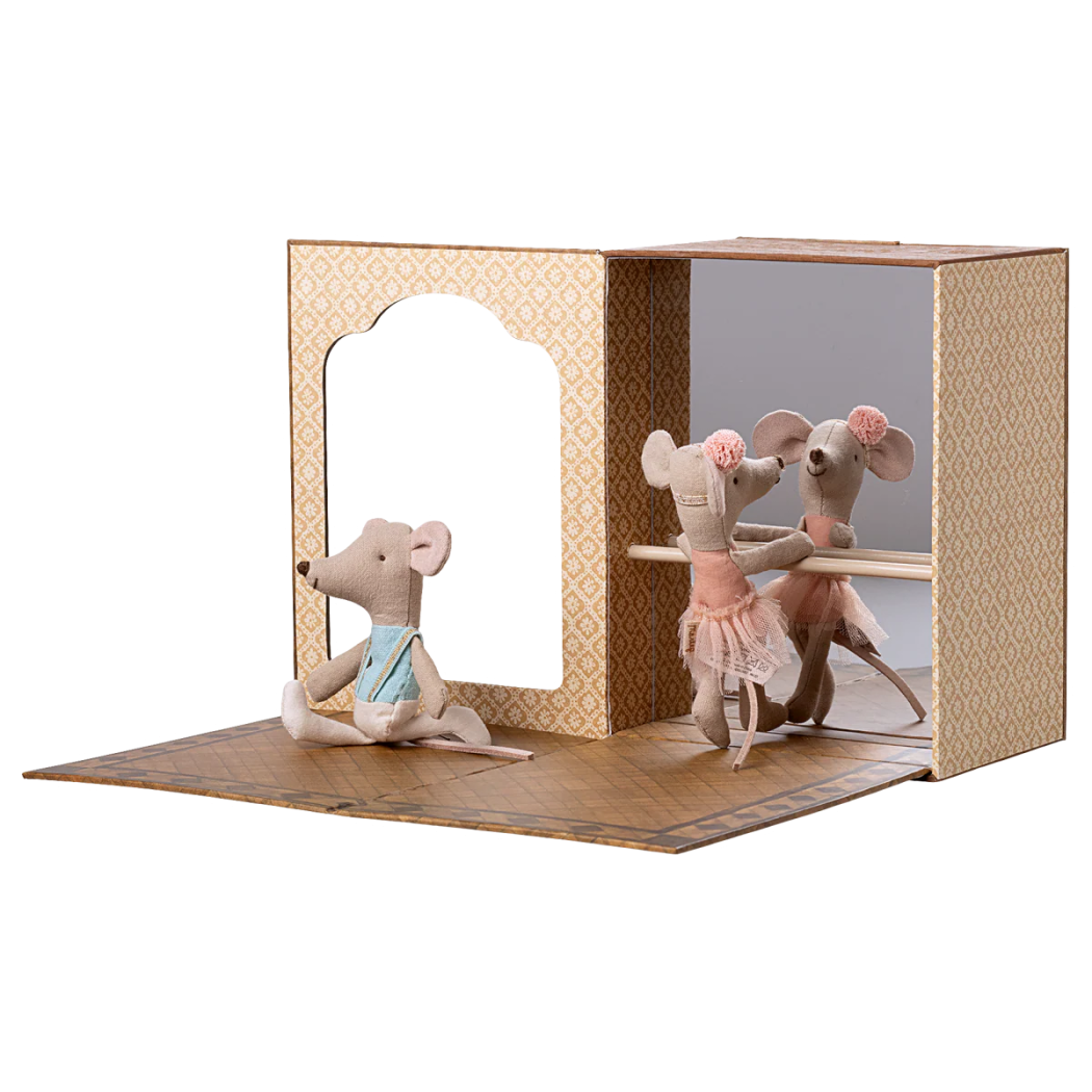 Studio Tańca z Myszkami Baletnicami - Młodszy Brat i Młodsza Siostra - Szkoła Baletowa - Maileg